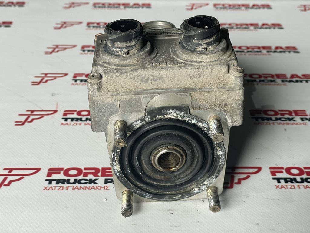 MERCEDES-BENZ BRAKE VALVE - 0044312205 / 011 - Brake valve for Truck: picture 3 MERCEDES-BENZ BRAKE VALVE - 0044312205 / 011 - Brake valve for Truck: picture 3