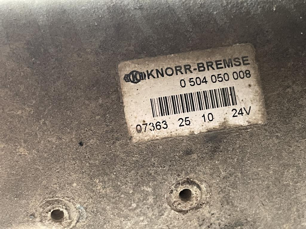 MERCEDES-BENZ VARIO 24V - 0504050008 - Air brake compressor for Truck: picture 4 MERCEDES-BENZ VARIO 24V - 0504050008 - Air brake compressor for Truck: picture 4