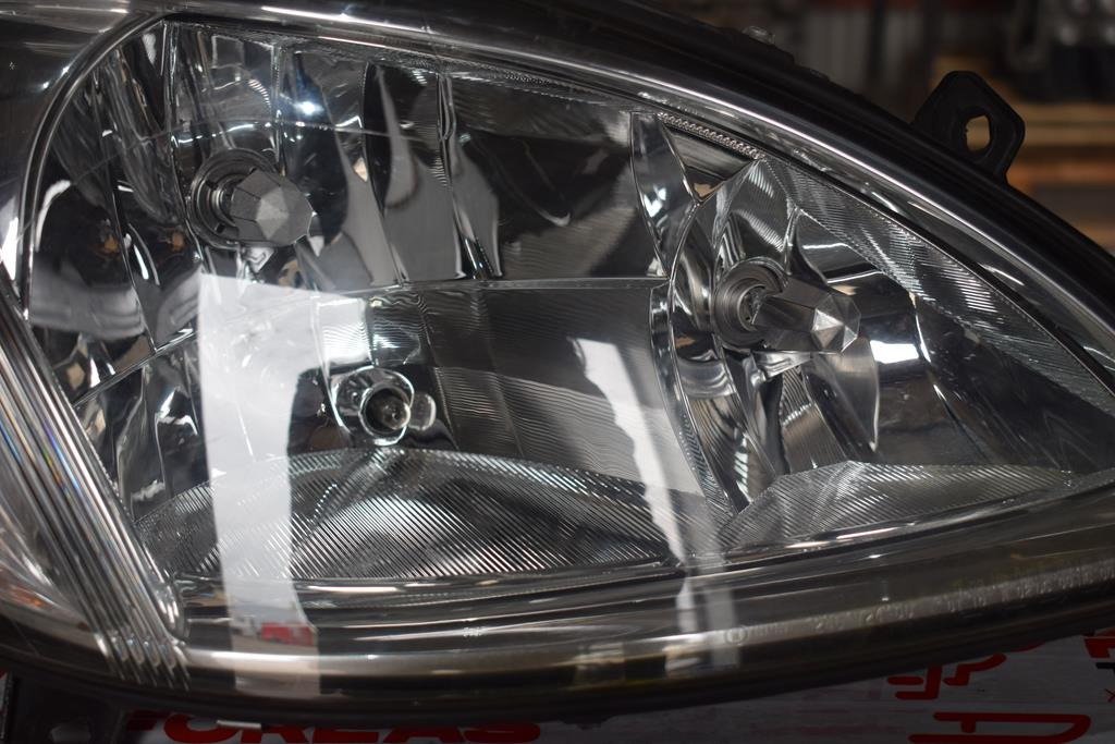VITO 639 - PASSENGER - Headlight for Truck: picture 2 VITO 639 - PASSENGER - Headlight for Truck: picture 2