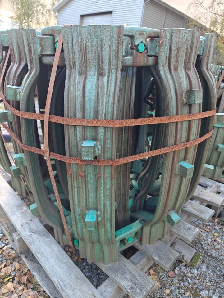 Clark TXSG - Track for Forestry equipment: picture 2 Clark TXSG - Track for Forestry equipment: picture 2