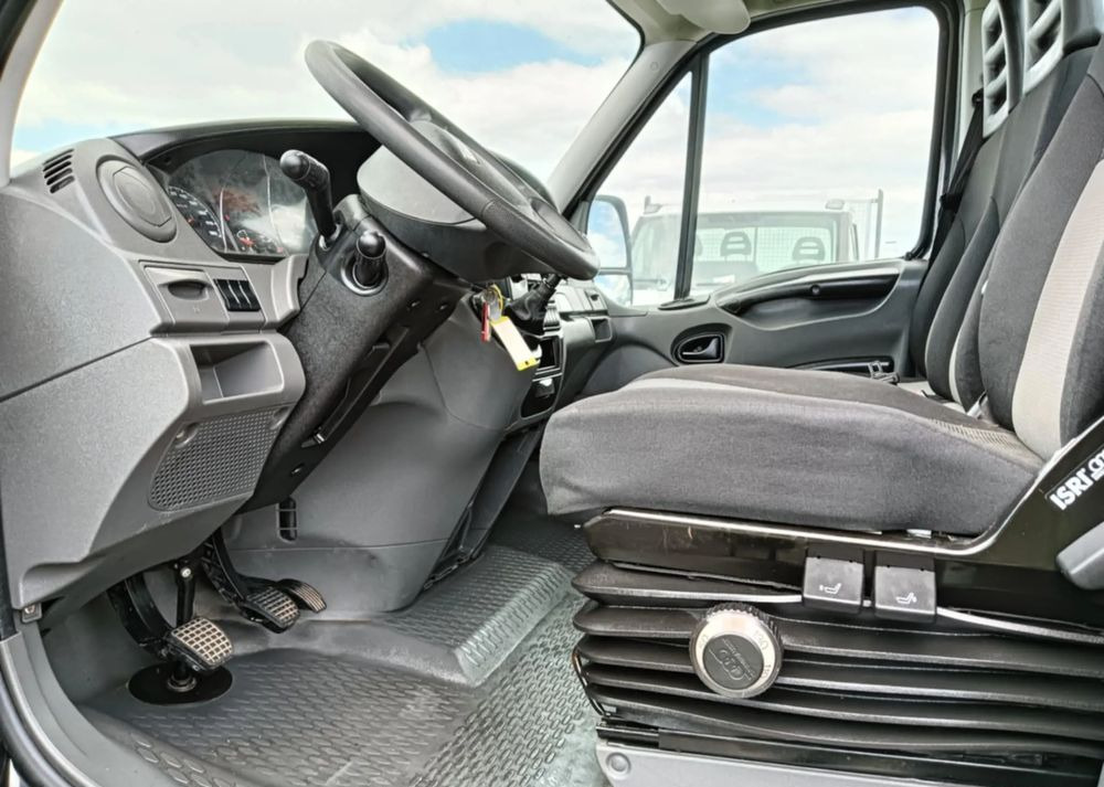 Cab chassis truck Iveco 35C13, 35C12, 35C14, 35C15: picture 7