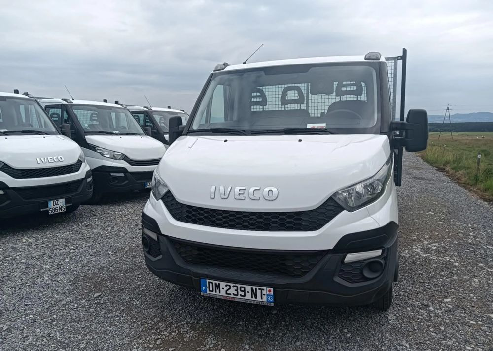 Iveco 35C13, 35C12, 35C14, 35C15 - Tipper van: picture 2 Iveco 35C13, 35C12, 35C14, 35C15 - Tipper van: picture 2