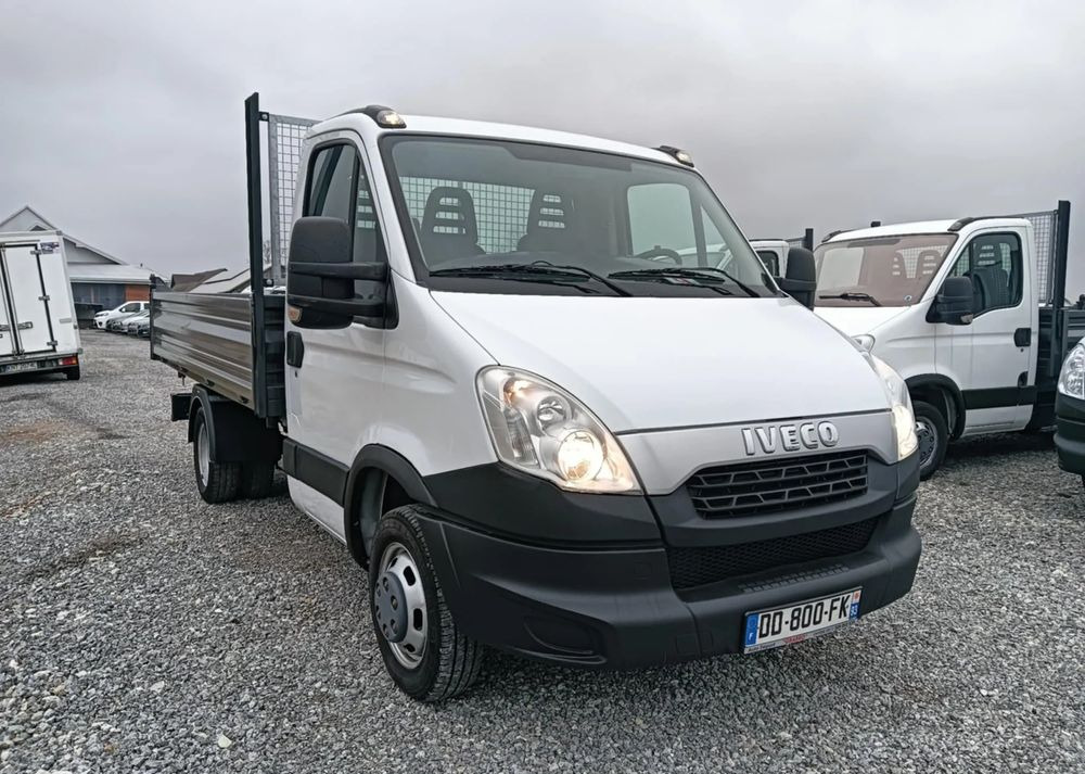 Iveco 35C13,35C12, 35C14, 35C15 - Tipper van: picture 5 Iveco 35C13,35C12, 35C14, 35C15 - Tipper van: picture 5
