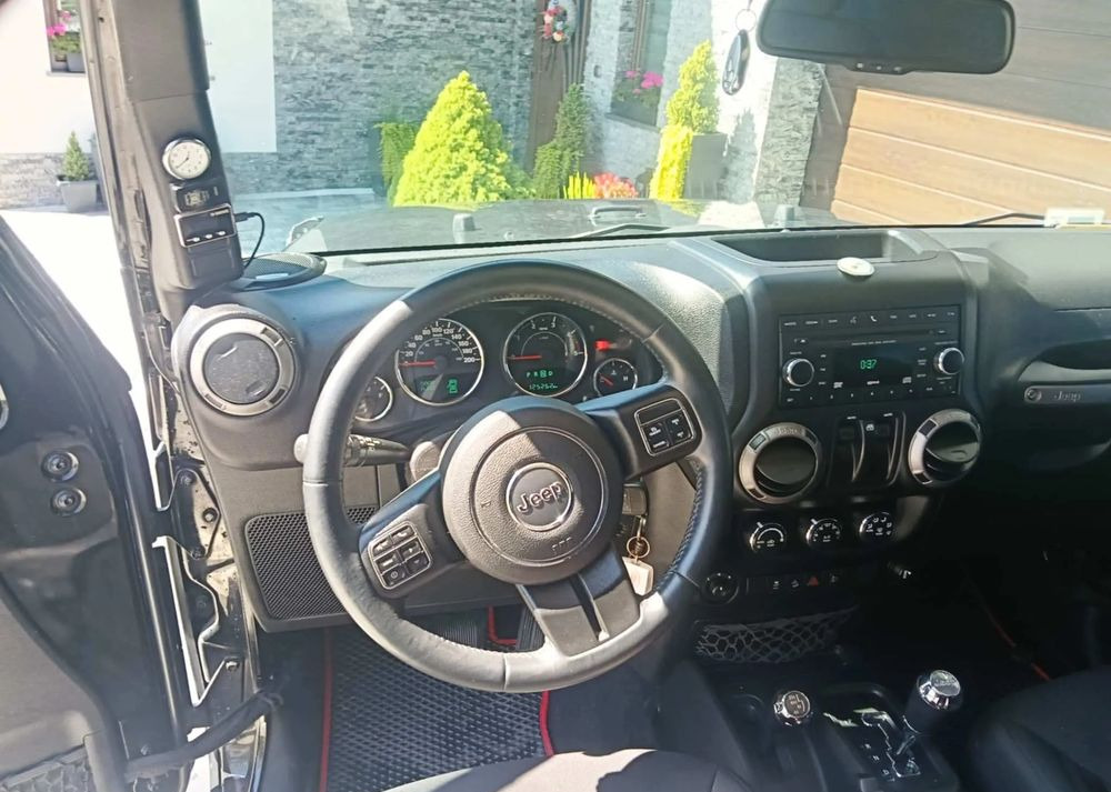 Jeep Wrangler 2.8 CRD Sport - Convertible: picture 3 Jeep Wrangler 2.8 CRD Sport - Convertible: picture 3