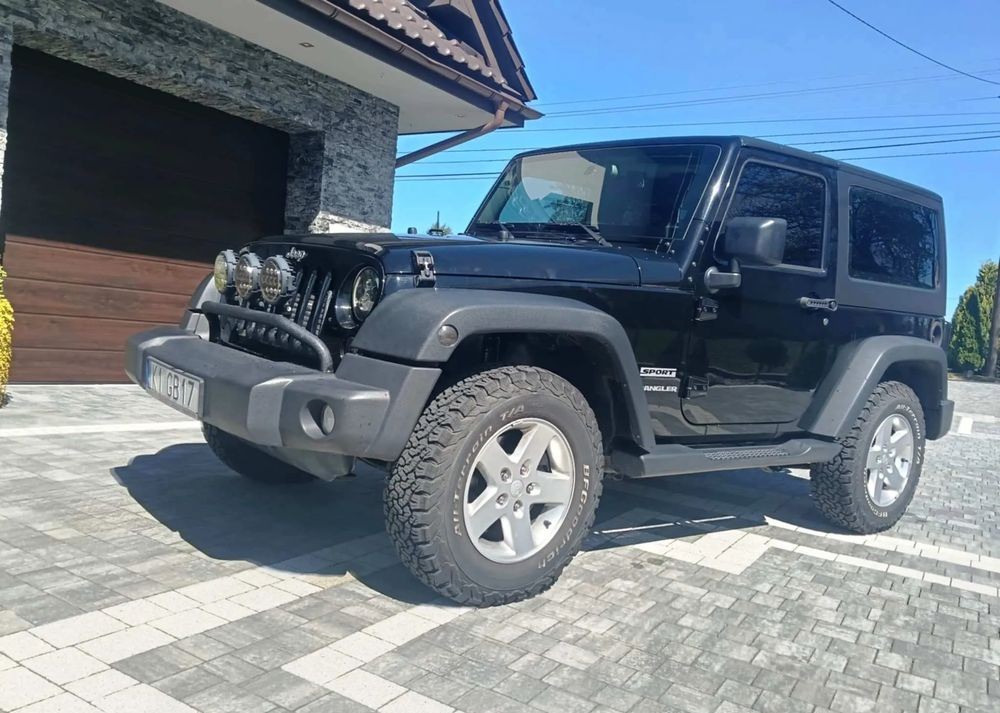 Jeep Wrangler 2.8 CRD Sport - SUV: picture 3 Jeep Wrangler 2.8 CRD Sport - SUV: picture 3