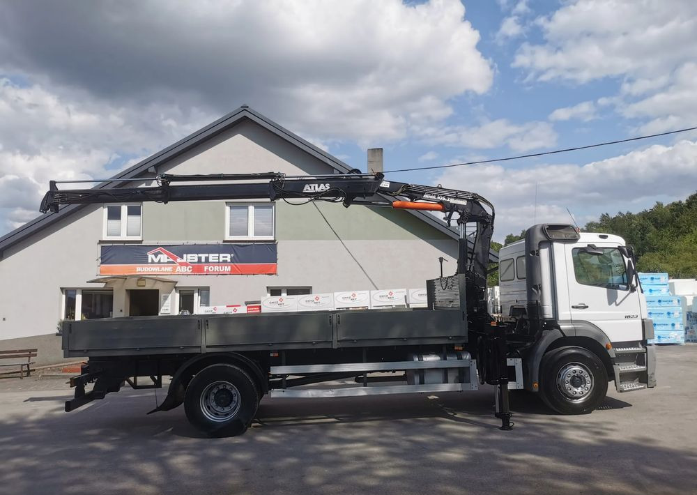 Mercedes-Benz Atego 1823 żuraw HDS Atlas 105.2 koła 315/80R22,5 - Dropside/ Flatbed truck, Crane truck: picture 4 Mercedes-Benz Atego 1823 żuraw HDS Atlas 105.2 koła 315/80R22,5 - Dropside/ Flatbed truck, Crane truck: picture 4