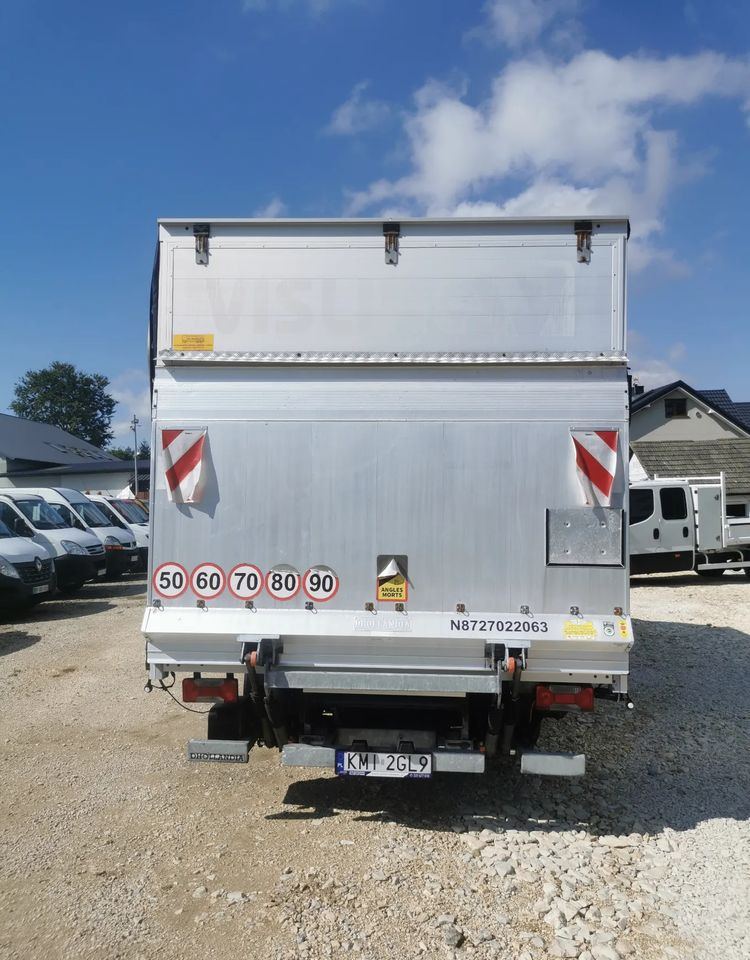 - Curtainsider truck: picture 4 - Curtainsider truck: picture 4