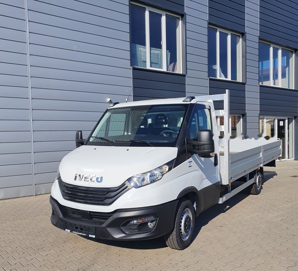 IVECO Daily 35S18 - Flatbed van: picture 1 IVECO Daily 35S18 - Flatbed van: picture 1