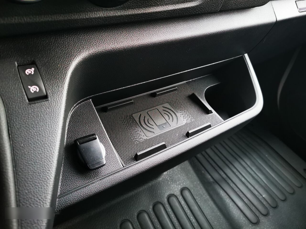 New Box van, Electric van Renault Master L3: picture 18