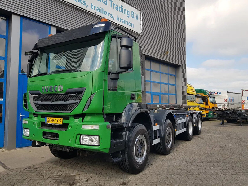 Iveco Stralis 450 8x4 Steel Nieuwe Apk/TÜV 430.000 km kettingsyst 30 t - Container transporter/ Swap body truck: picture 2 Iveco Stralis 450 8x4 Steel Nieuwe Apk/TÜV 430.000 km kettingsyst 30 t - Container transporter/ Swap body truck: picture 2