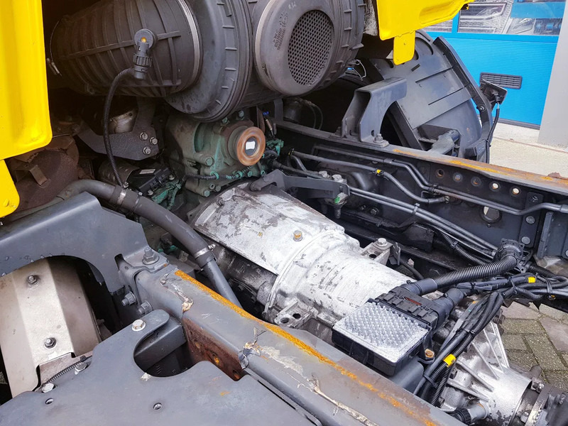 Cab chassis truck Volvo FE 300 EEV 6X2 Retarder 258.000 KM TÜV: picture 14