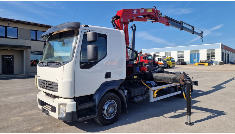 Volvo FL280 4X2 HMF 1560 - Hook lift truck, Crane truck: picture 1 Volvo FL280 4X2 HMF 1560 - Hook lift truck, Crane truck: picture 1