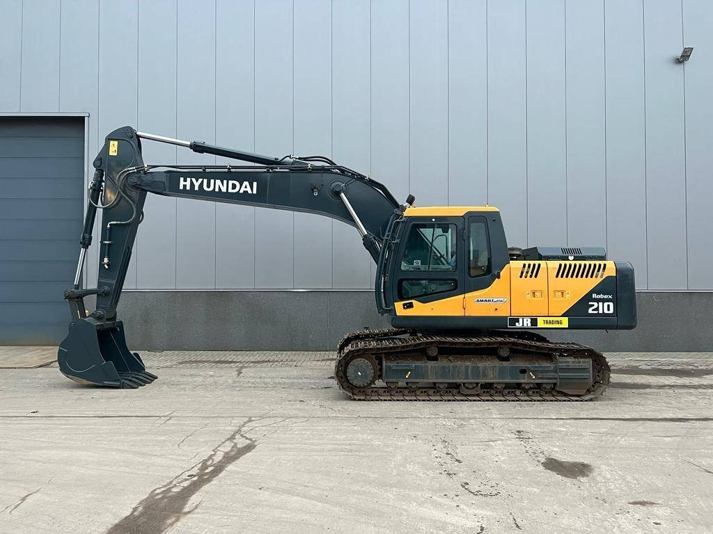 Hyundai R 210 L (New / Non-CE) - Crawler excavator: picture 1 Hyundai R 210 L (New / Non-CE) - Crawler excavator: picture 1