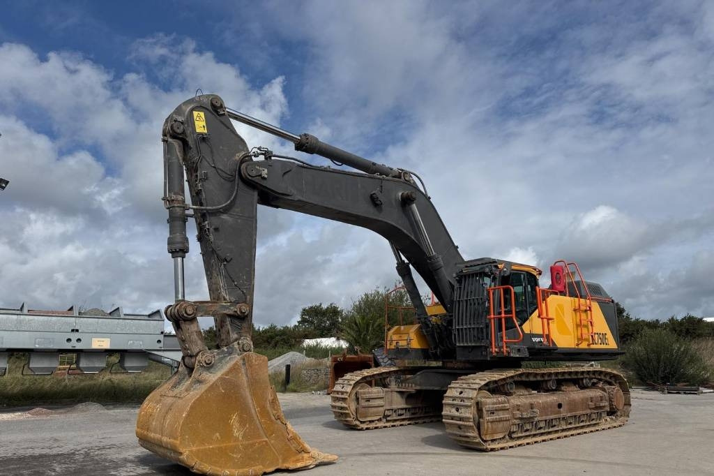 Volvo EC 750 EL (On Transport)  - Crawler excavator: picture 1 Volvo EC 750 EL (On Transport)  - Crawler excavator: picture 1