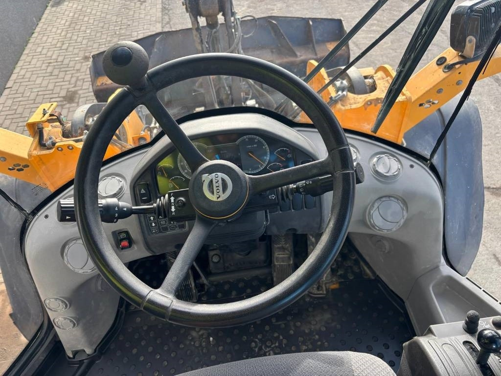 Volvo L 70 H - Wheel loader: picture 5 Volvo L 70 H - Wheel loader: picture 5