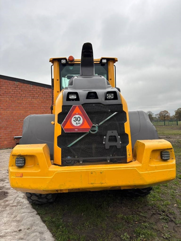 Volvo L 90 H (On Transport)  - Wheel loader: picture 4 Volvo L 90 H (On Transport)  - Wheel loader: picture 4