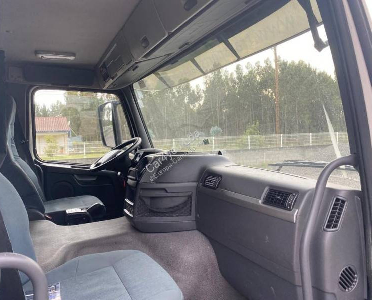Autotransporter truck Volvo FM13 460: picture 11