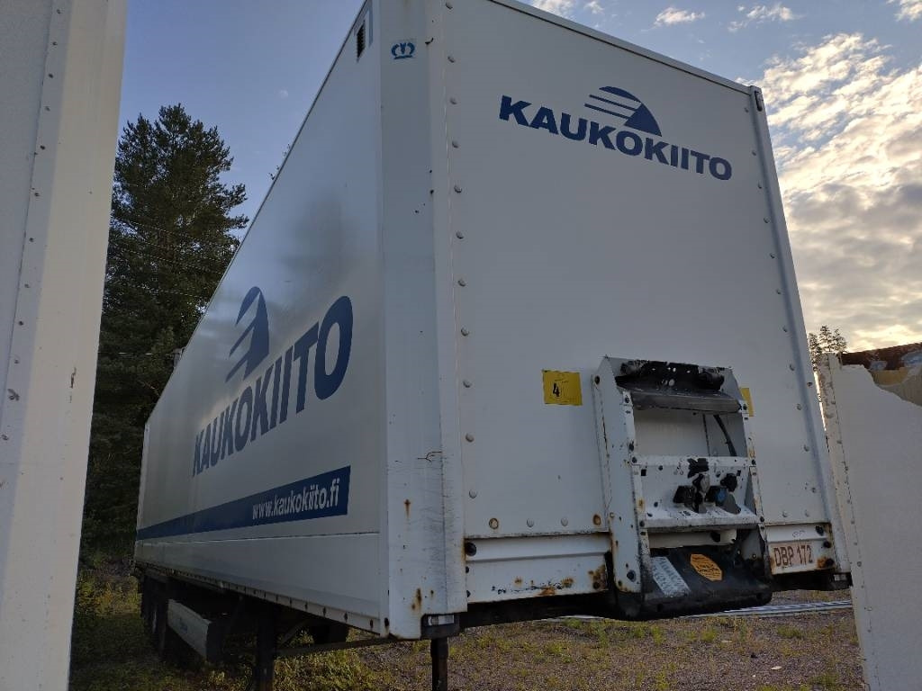 Krone 13,60 kaappi puolikas - Closed box semi-trailer: picture 3 Krone 13,60 kaappi puolikas - Closed box semi-trailer: picture 3