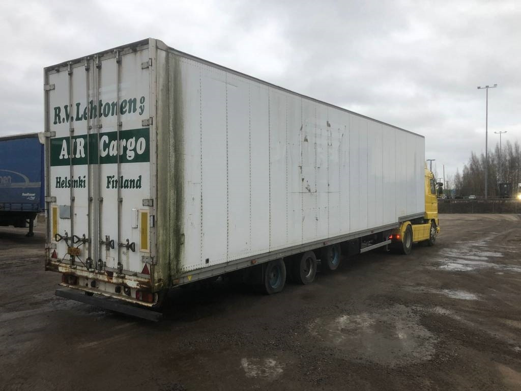 Van Hool pokattu megakärry,varastoksi - Closed box semi-trailer: picture 4 Van Hool pokattu megakärry,varastoksi - Closed box semi-trailer: picture 4