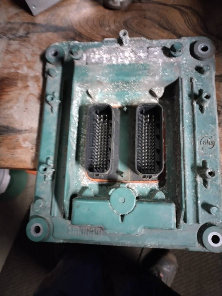 Volvo FH13 moottori vecu  - Electrical system for Truck: picture 1 Volvo FH13 moottori vecu  - Electrical system for Truck: picture 1