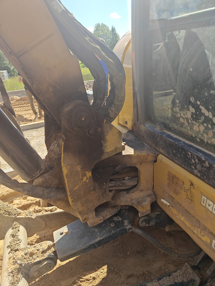 CATERPILLAR 305E2 - Mini excavator: picture 4 CATERPILLAR 305E2 - Mini excavator: picture 4