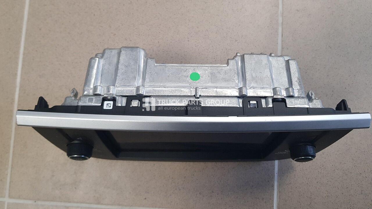 IVECO IVECO STRALIS EURO6 navi system, navigation system, multimedia system, radio audio control 5802403831, 5801677506 - Navigation system for Truck: picture 2 IVECO IVECO STRALIS EURO6 navi system, navigation system, multimedia system, radio audio control 5802403831, 5801677506 - Navigation system for Truck: picture 2
