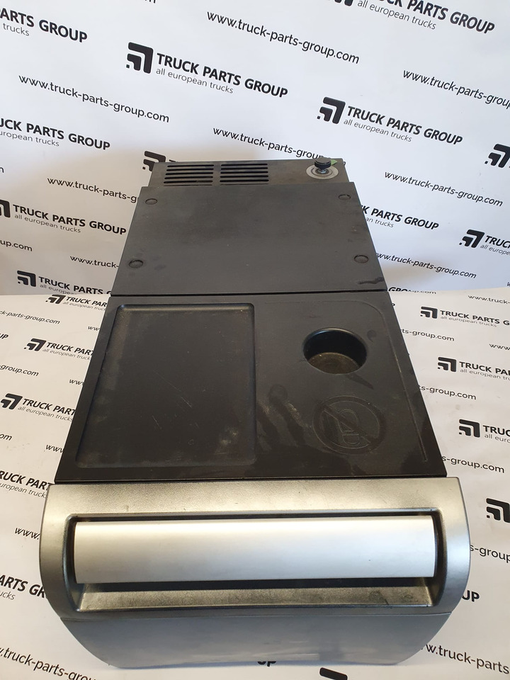 DAF DAF XF, EURO6, 106 XF fridge, climate control 1845851, 1425475, 1660722, 1794024, 1794025, 2133309, 2133309, 1929331, 1845851, 1943737, 2130638, 2299064, 2115741, 1683930, 1784025, 1725652, 2019771, - Spare parts: picture 1 DAF DAF XF, EURO6, 106 XF fridge, climate control 1845851, 1425475, 1660722, 1794024, 1794025, 2133309, 2133309, 1929331, 1845851, 1943737, 2130638, 2299064, 2115741, 1683930, 1784025, 1725652, 2019771, - Spare parts: picture 1