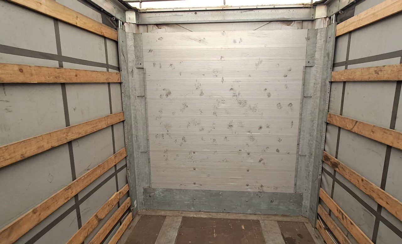 2019 Schmitz Cargobull SCS24/L Varios - Curtainsider semi-trailer: picture 3 2019 Schmitz Cargobull SCS24/L Varios - Curtainsider semi-trailer: picture 3