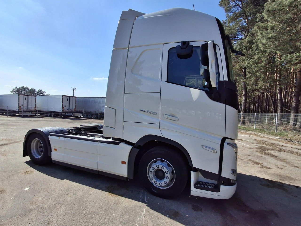 2022/2023 Volvo FH 500 Globetrotter XL - Tractor unit: picture 3 2022/2023 Volvo FH 500 Globetrotter XL - Tractor unit: picture 3