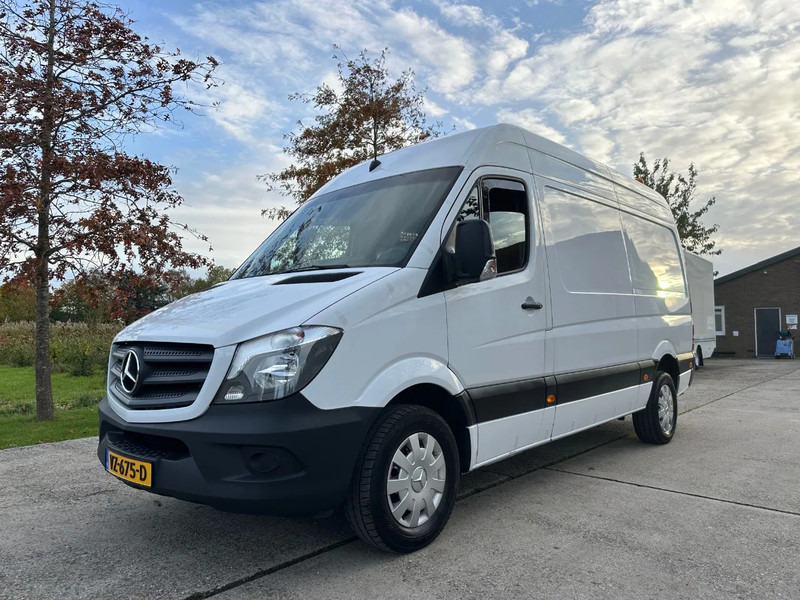 Mercedes-Benz Sprinter 313 CDI / L2H2 / AUTOMAAT / NL BUS / 130 PK / 2-ZITS / CC / AIRCO / CAMERA - Panel van: picture 1 Mercedes-Benz Sprinter 313 CDI / L2H2 / AUTOMAAT / NL BUS / 130 PK / 2-ZITS / CC / AIRCO / CAMERA - Panel van: picture 1