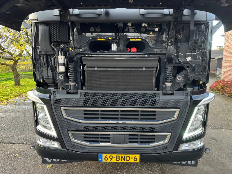 Volvo FH 500 / GLOBETROTTER / NL TRUCK / ALCOA / 2 TANK / TOP!! - Tractor unit: picture 3 Volvo FH 500 / GLOBETROTTER / NL TRUCK / ALCOA / 2 TANK / TOP!! - Tractor unit: picture 3