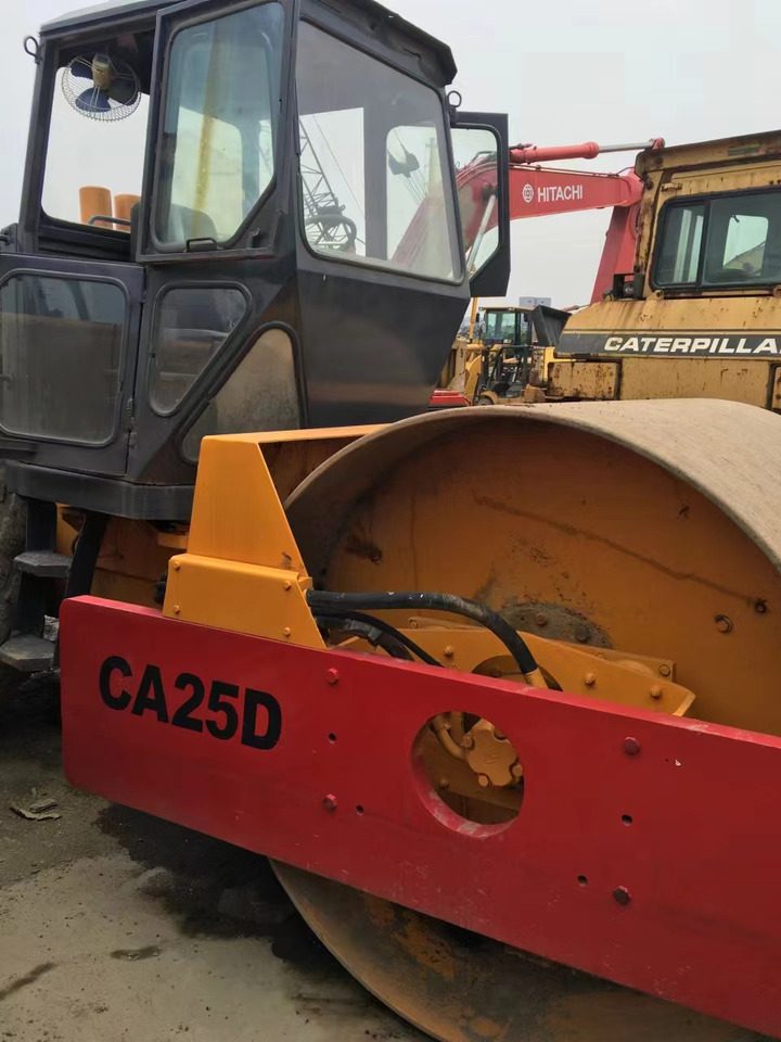 DYNAPAC CA25D - Compactor: picture 5 DYNAPAC CA25D - Compactor: picture 5