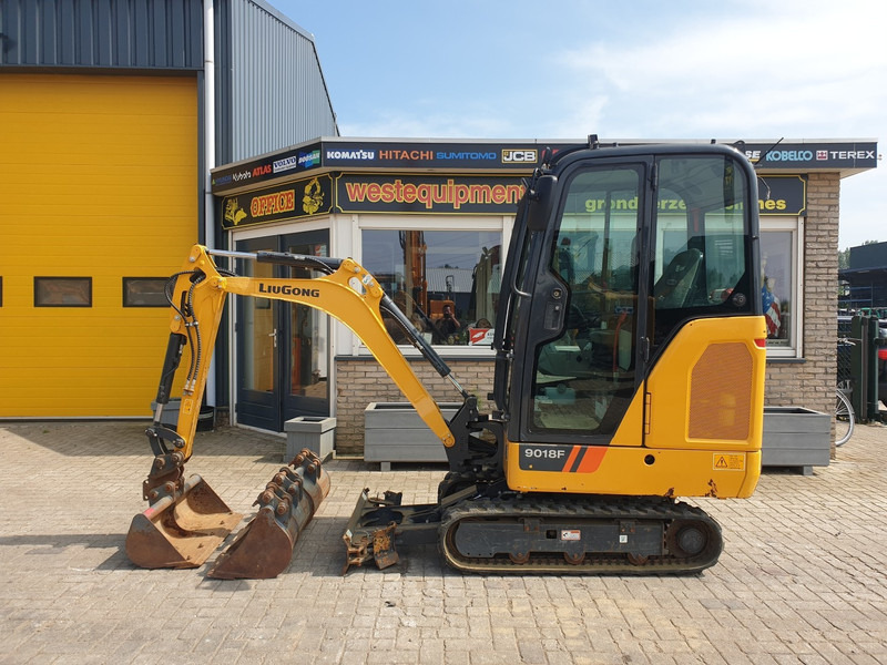 LIUGONG 9018F - Mini excavator: picture 1 LIUGONG 9018F - Mini excavator: picture 1