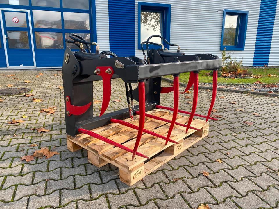 Greifschaufel Krokodilgebiss Dunggabel 1200mm EURO-Aufnahme *INKL.19% MWST* - Silage equipment: picture 1 Greifschaufel Krokodilgebiss Dunggabel 1200mm EURO-Aufnahme *INKL.19% MWST* - Silage equipment: picture 1