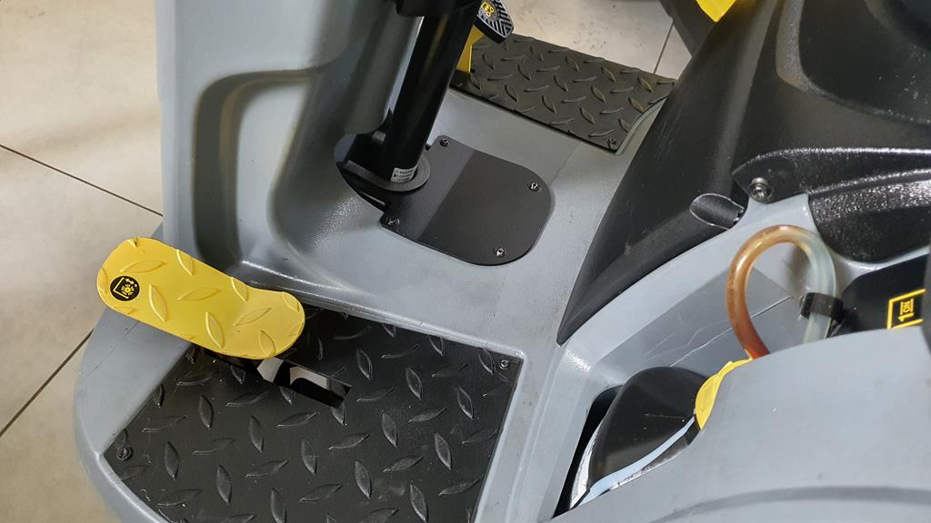 Scrubber dryer KÄRCHER B 90 R Classic Bp Pack: picture 11 Scrubber dryer KÄRCHER B 90 R Classic Bp Pack: picture 11