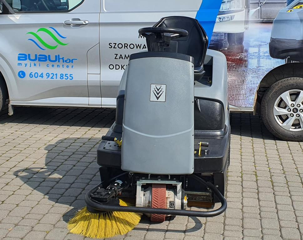 KÄRCHER KM 100/100 R Bp - Industrial sweeper: picture 3 KÄRCHER KM 100/100 R Bp - Industrial sweeper: picture 3
