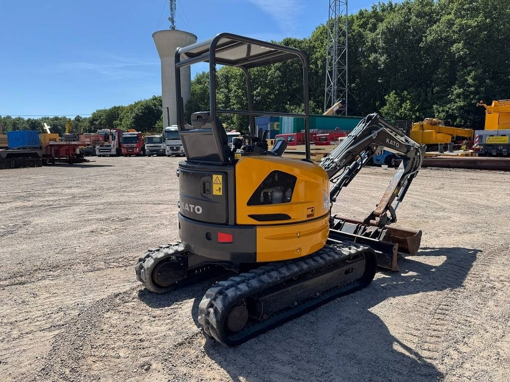 Kato imer HD33V5 - Mini excavator: picture 5 Kato imer HD33V5 - Mini excavator: picture 5