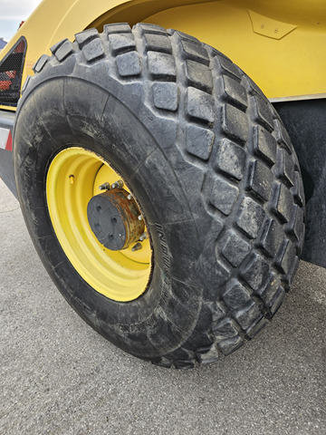 Compactor BOMAG BW213DH-4 BVC: picture 20