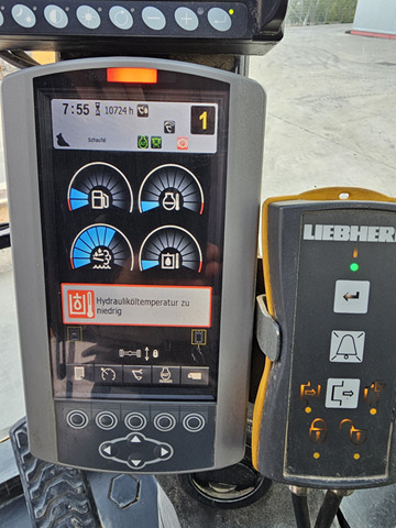 Wheel excavator CATERPILLAR M318F: picture 11