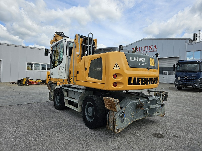 LIEBHERR LH22M - Waste/ Industry handler: picture 3 LIEBHERR LH22M - Waste/ Industry handler: picture 3