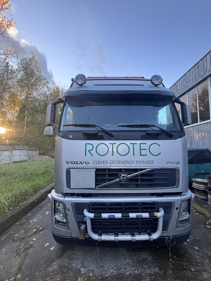 VOLVO FH16 - 580 - Hook lift truck: picture 1 VOLVO FH16 - 580 - Hook lift truck: picture 1