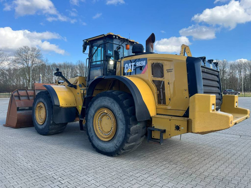 Cat 982M - Wheel loader: picture 2 Cat 982M - Wheel loader: picture 2