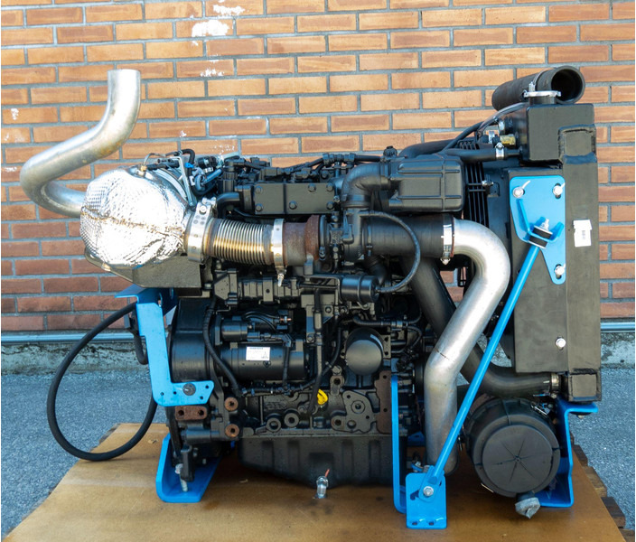 Deutz TCD 2.2 L3 Engine - Engine for Construction machinery: picture 1 Deutz TCD 2.2 L3 Engine - Engine for Construction machinery: picture 1