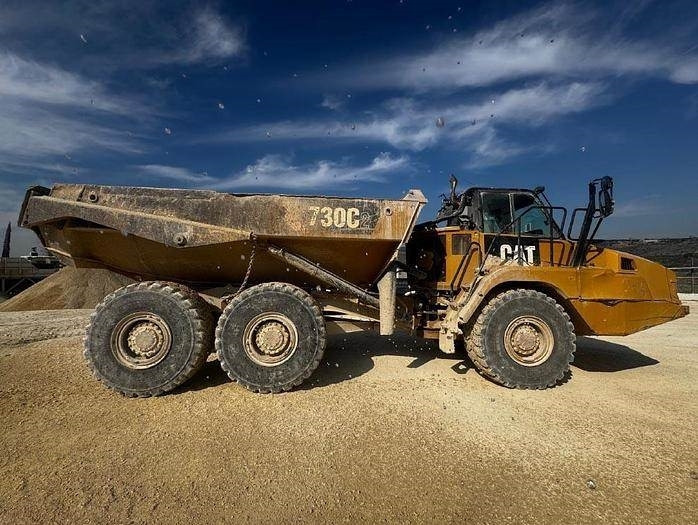 CAT 730C2 - Articulated dumper: picture 1 CAT 730C2 - Articulated dumper: picture 1