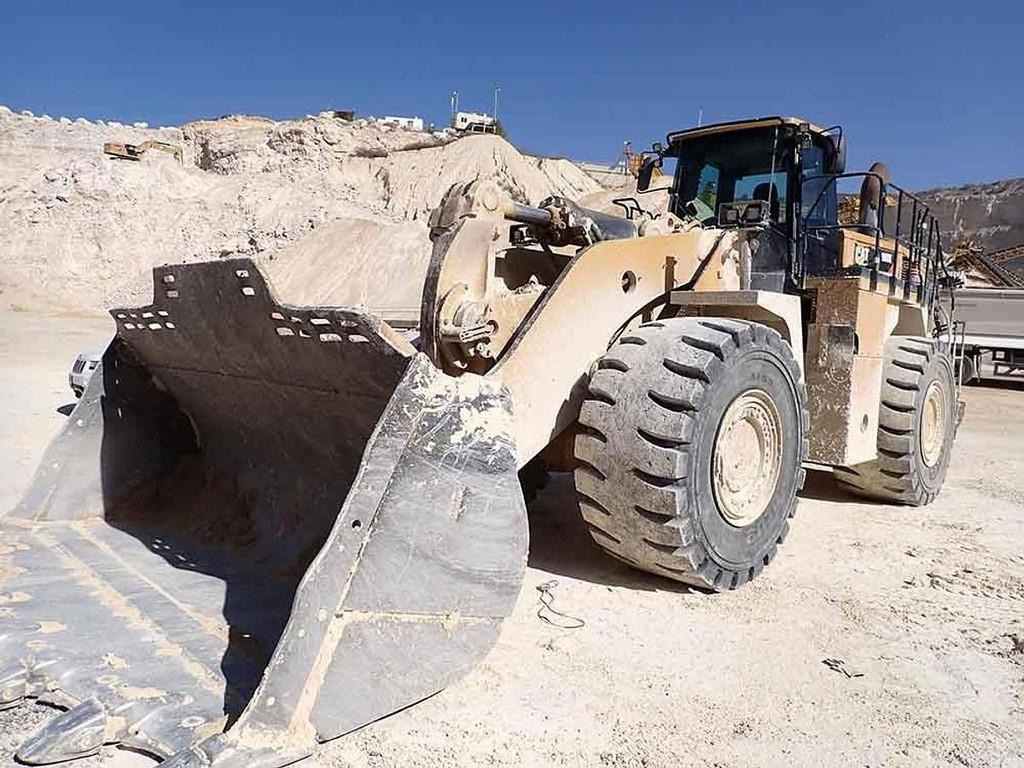 CAT 988K - Wheel loader: picture 1 CAT 988K - Wheel loader: picture 1