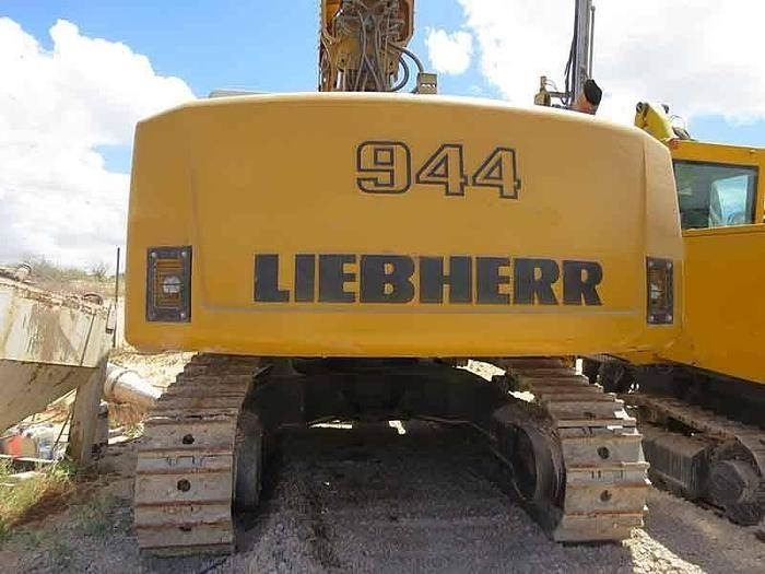 Liebherr 944C  - Excavator: picture 4 Liebherr 944C  - Excavator: picture 4