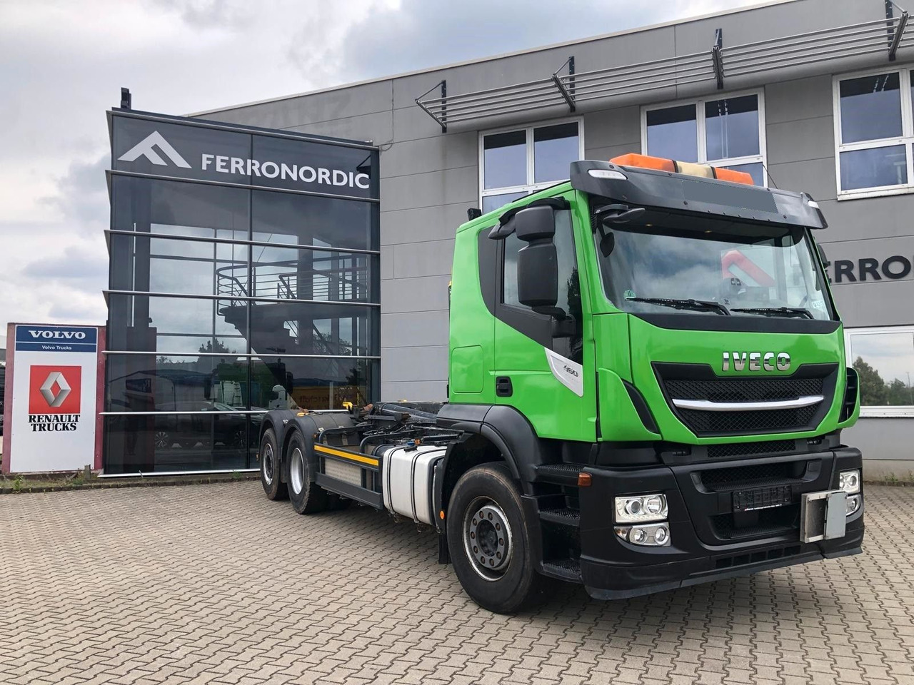 Iveco Stralis 460 AHK*Lenk/Lift-Achse*Meiller - Hook lift truck: picture 1 Iveco Stralis 460 AHK*Lenk/Lift-Achse*Meiller - Hook lift truck: picture 1