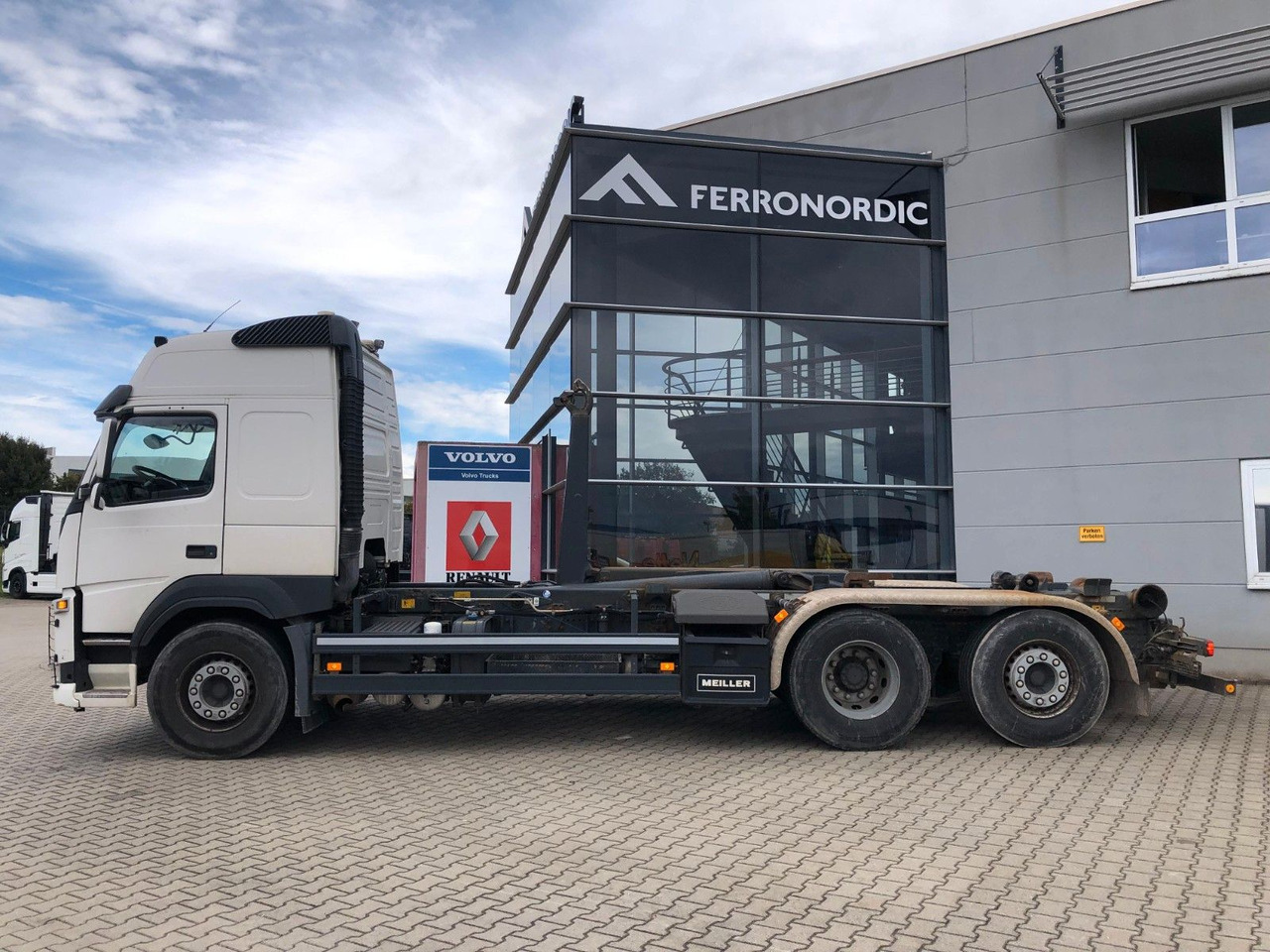 Volvo FM450 6x2 AbrollkipperMeiller*Lift+LenkAchse*AHK - Hook lift truck: picture 3 Volvo FM450 6x2 AbrollkipperMeiller*Lift+LenkAchse*AHK - Hook lift truck: picture 3