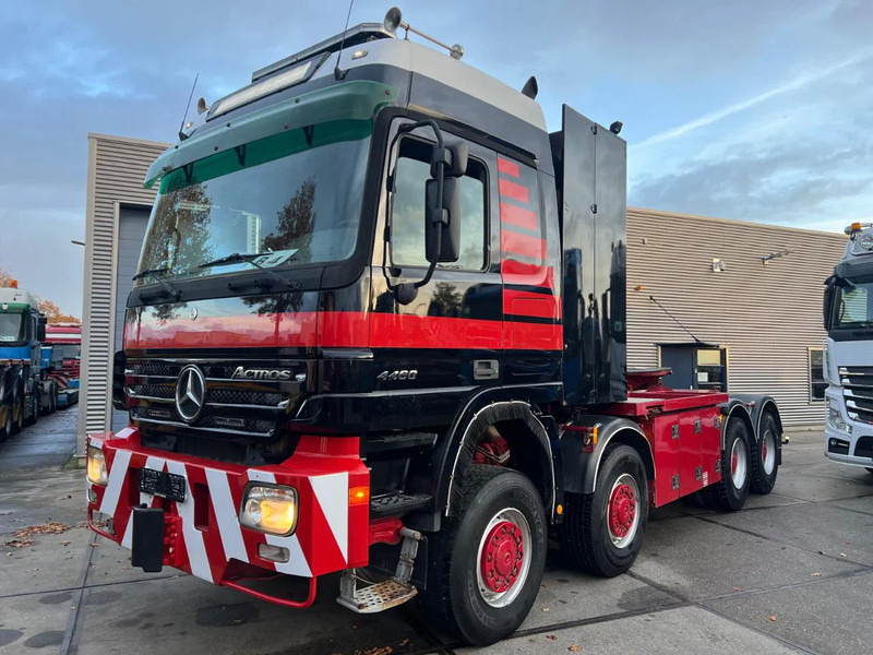 Mercedes-Benz Actros 4460 SLT 8x8 Actros 4460 8x8 SLT - Tractor unit: picture 1 Mercedes-Benz Actros 4460 SLT 8x8 Actros 4460 8x8 SLT - Tractor unit: picture 1