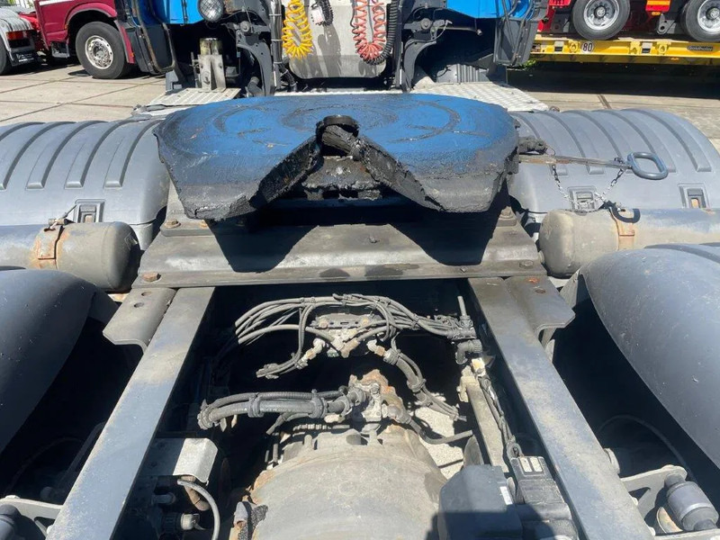 Tractor unit Scania R520 V8 6x2-4: picture 8